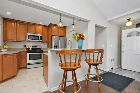7 Tudor Place Hartsdale NY 10530