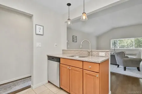 7 Tudor Place Hartsdale NY 10530