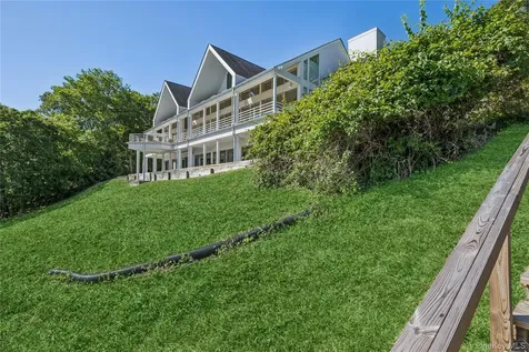 47 Laurel Cove Road Laurel Hollow NY 11771