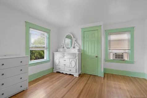 8 Mildred Avenue Poughkeepsie NY 12603