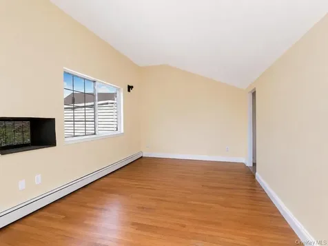 1987 Cruger Avenue Bronx NY 10462