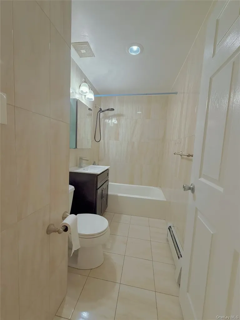 136-16 35th Avenue Flushing NY 11354