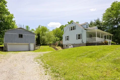 36 Marshall Road Hyde Park NY 12538