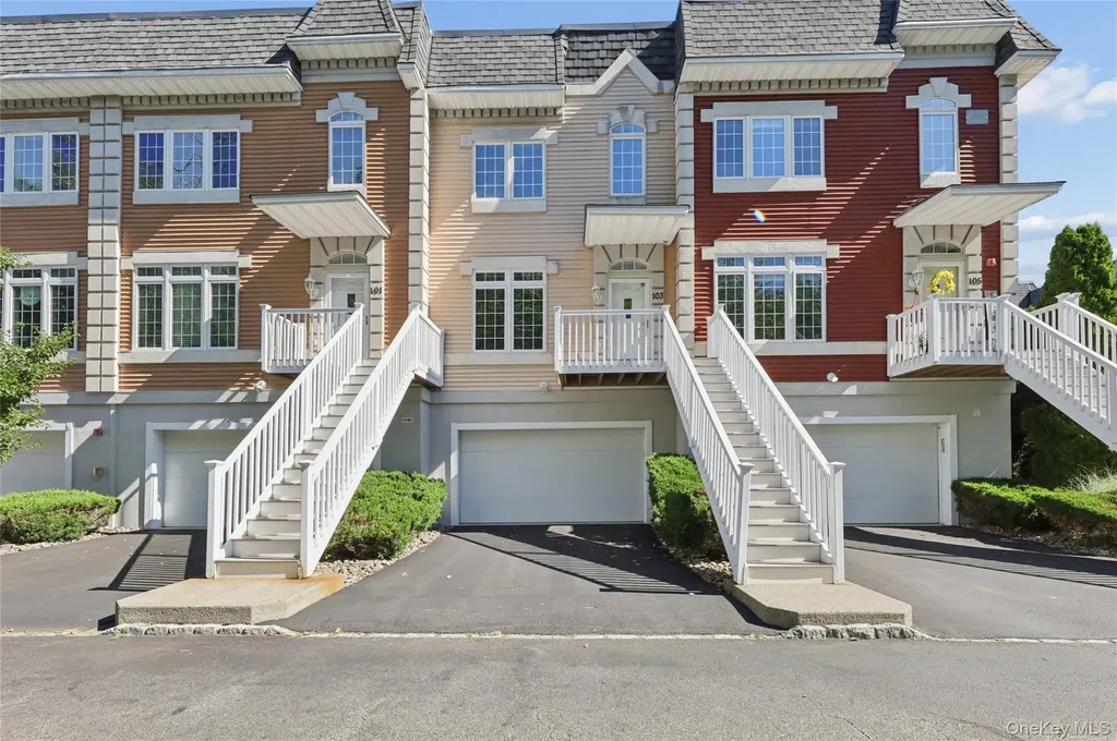 103 Alexander Court Nanuet NY 10954