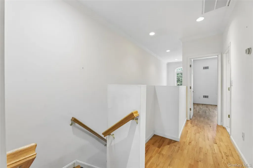 103 Alexander Court Nanuet NY 10954