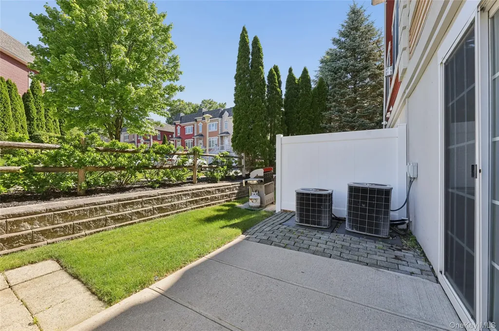 103 Alexander Court Nanuet NY 10954