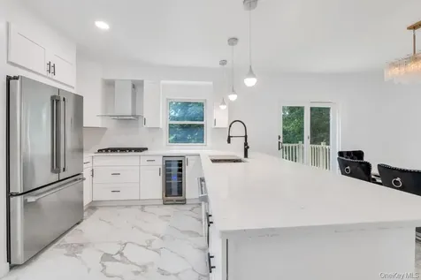 42 Stratford Road Scarsdale NY 10583