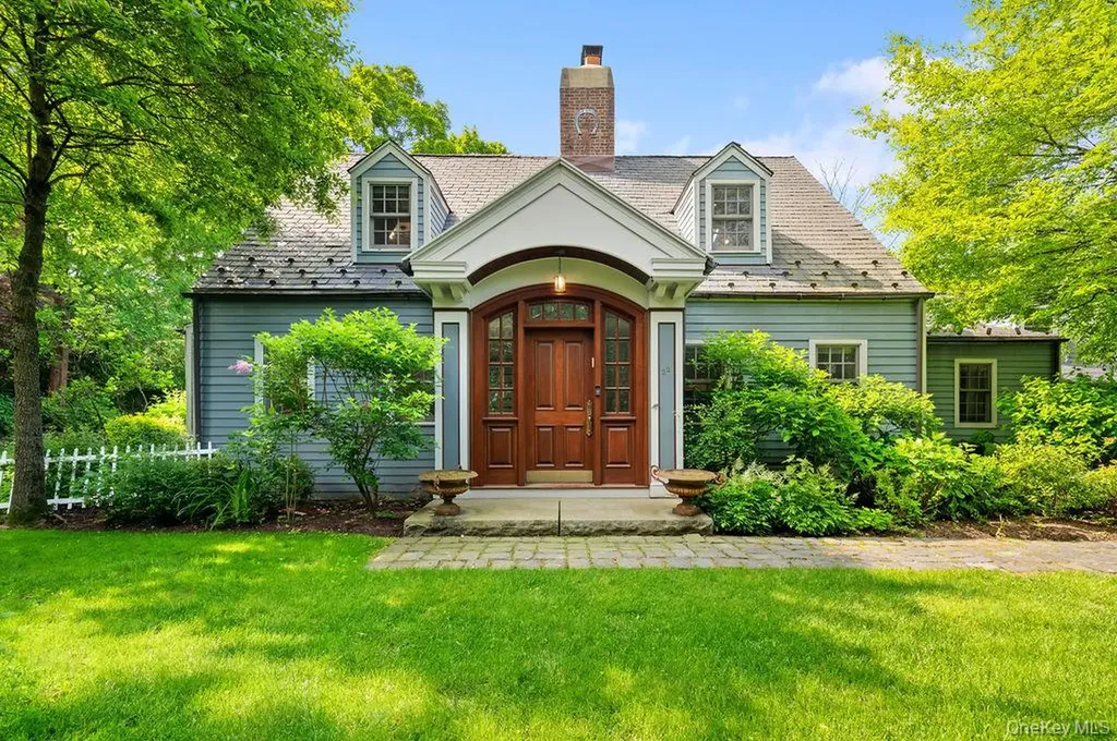 22 Crane Road Scarsdale NY 10583