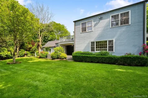 22 Crane Road Scarsdale NY 10583