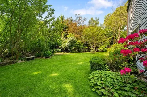 22 Crane Road Scarsdale NY 10583