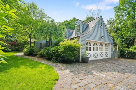 22 Crane Road Scarsdale NY 10583
