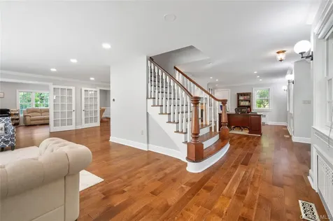 22 Crane Road Scarsdale NY 10583