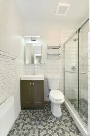 2370 26th Street Astoria NY 11105
