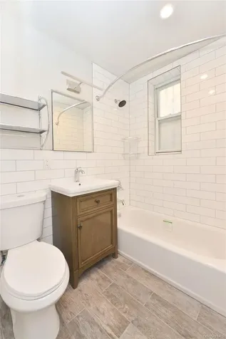2370 26th Street Astoria NY 11105