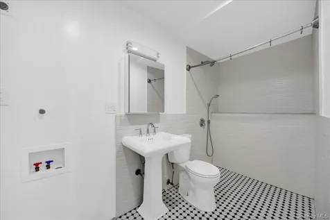 23 Colin Street Yonkers NY 10701