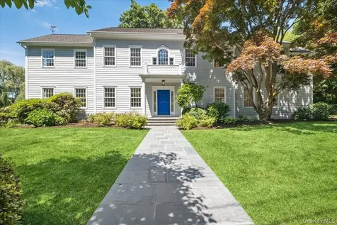 3 Oak Lane Larchmont NY 10538