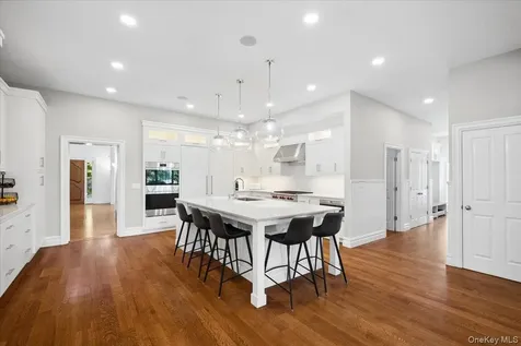 3 Oak Lane Larchmont NY 10538