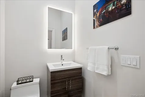 3 Oak Lane Larchmont NY 10538