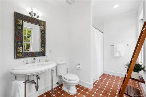3 Oak Lane Larchmont NY 10538