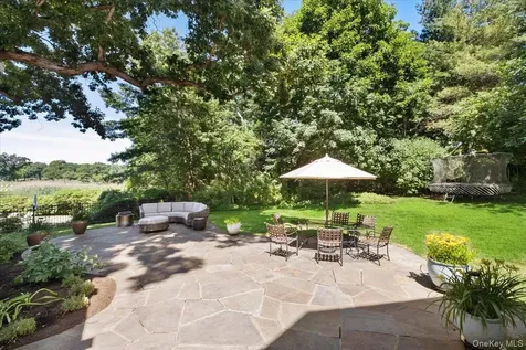 3 Oak Lane Larchmont NY 10538