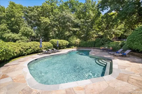 3 Oak Lane Larchmont NY 10538