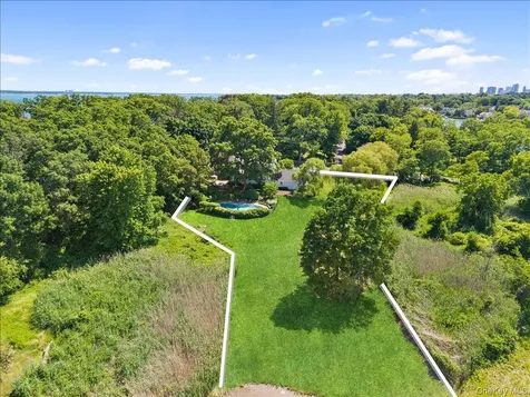 3 Oak Lane Larchmont NY 10538