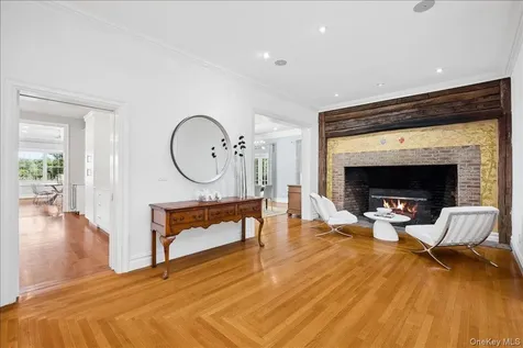 3 Oak Lane Larchmont NY 10538