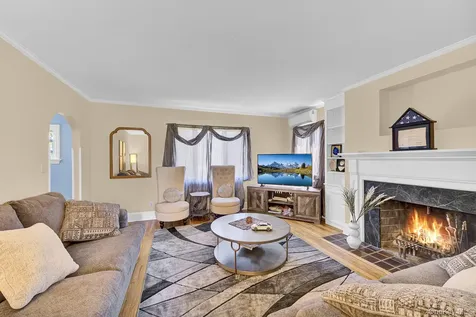 64 E Roe Boulevard Patchogue NY 11772