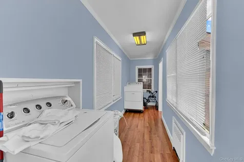 64 E Roe Boulevard Patchogue NY 11772