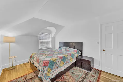 64 E Roe Boulevard Patchogue NY 11772