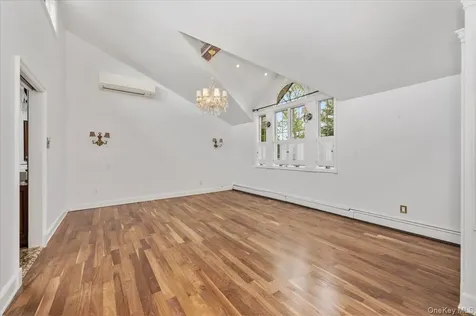 47 Shoreham Road Massapequa NY 11758