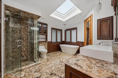 47 Shoreham Road Massapequa NY 11758