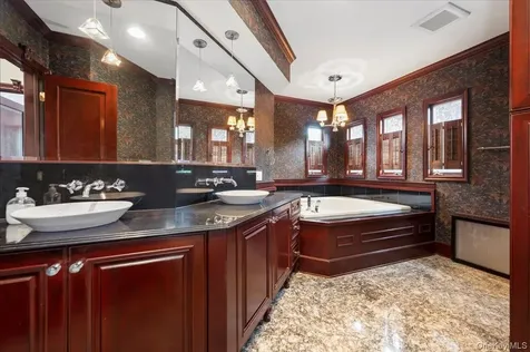 47 Shoreham Road Massapequa NY 11758