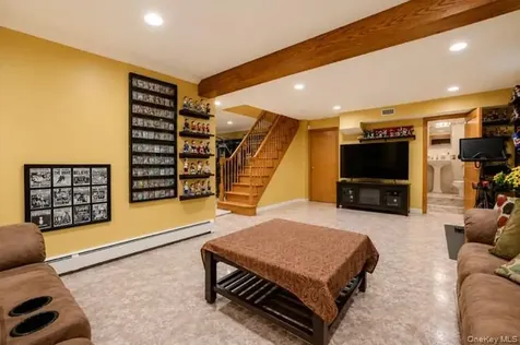 185 Jefferson Avenue Thornwood NY 10594