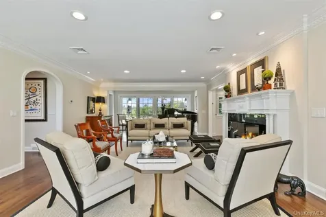 8 Boxwood Lane Rye NY 10580