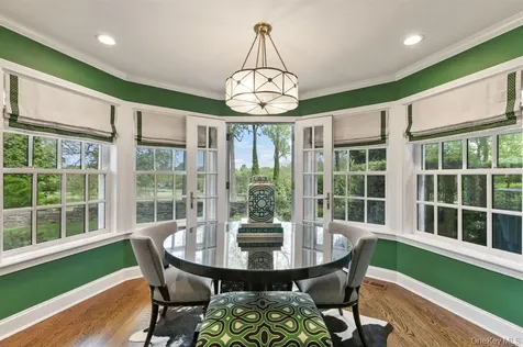 8 Boxwood Lane Rye NY 10580