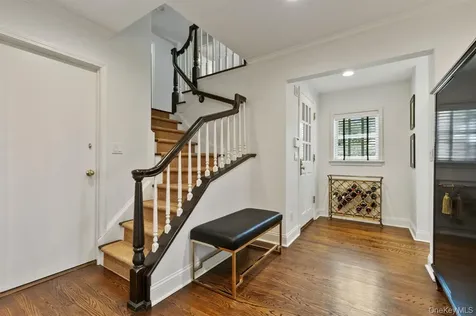 8 Boxwood Lane Rye NY 10580