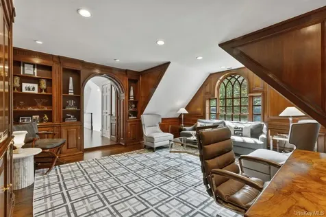8 Boxwood Lane Rye NY 10580