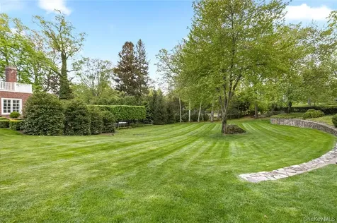 8 Boxwood Lane Rye NY 10580