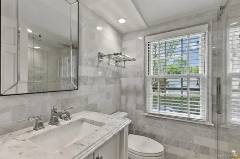 8 Boxwood Lane Rye NY 10580
