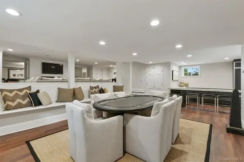 8 Boxwood Lane Rye NY 10580