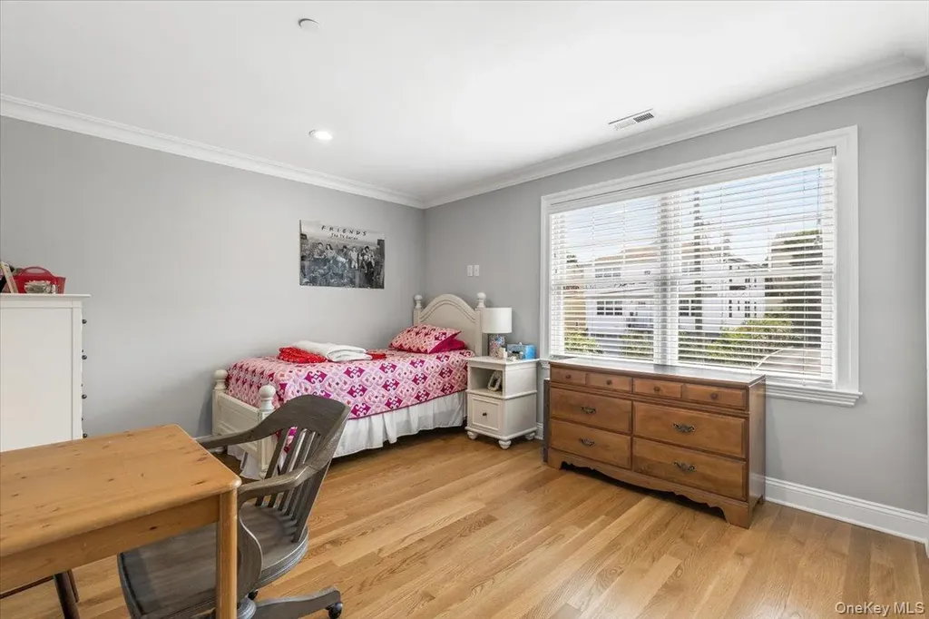 77 Lakeview Avenue West Harrison NY 10604
