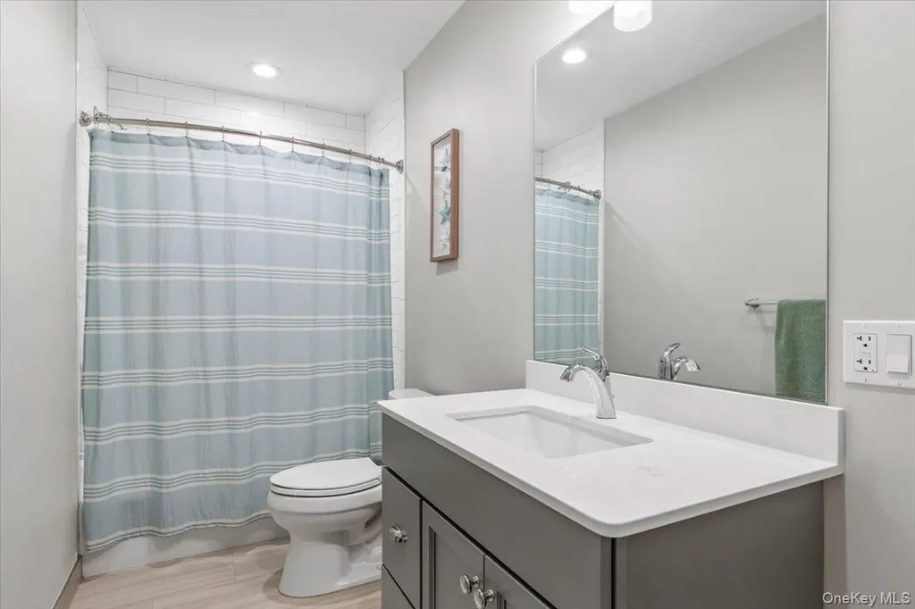 77 Lakeview Avenue West Harrison NY 10604