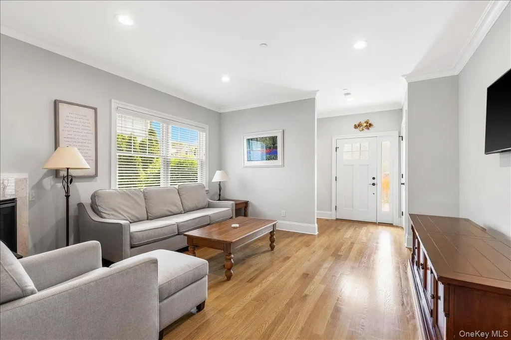 77 Lakeview Avenue West Harrison NY 10604
