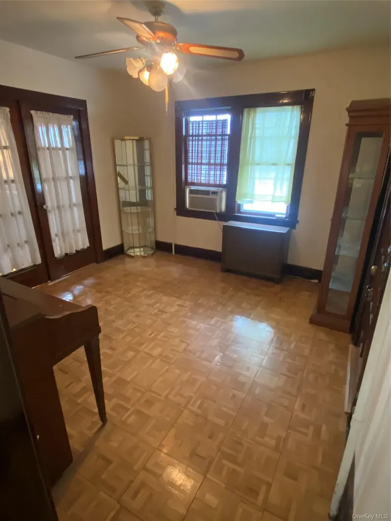 78 E Lincoln Avenue Valley Stream NY 11580