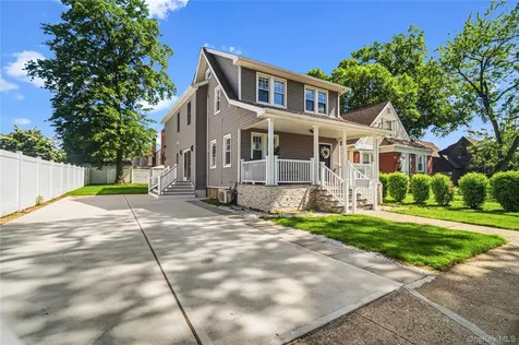 1315 6th Avenue New Hyde Park NY 11040