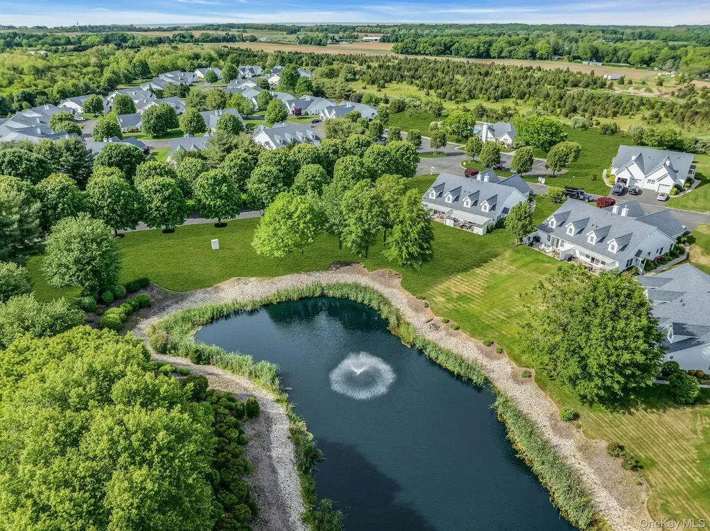 1 Summerfield Lane S Aquebogue NY 11901