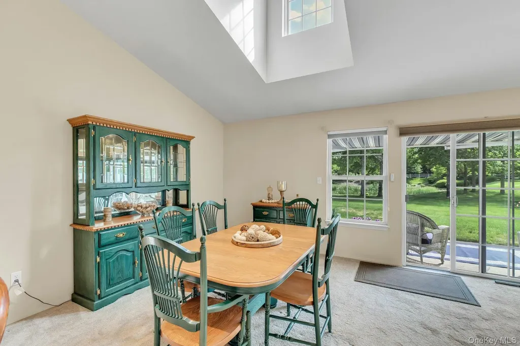 1 Summerfield Lane S Aquebogue NY 11901