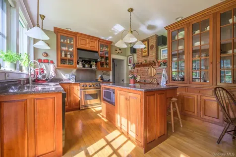 1530 River Road West Coxsackie NY 12124