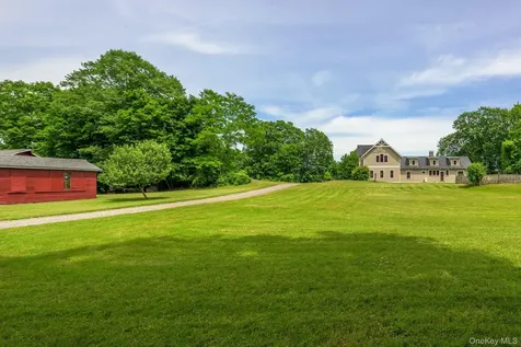 1530 River Road West Coxsackie NY 12124